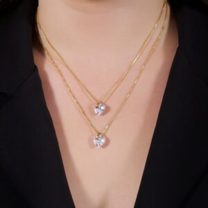 Colar Duplo de Coração em Cristal Banhado a Ouro 24k