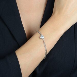 Pulseira Prateada com Pedra de Coração em Zircônia Banhado em Ródio